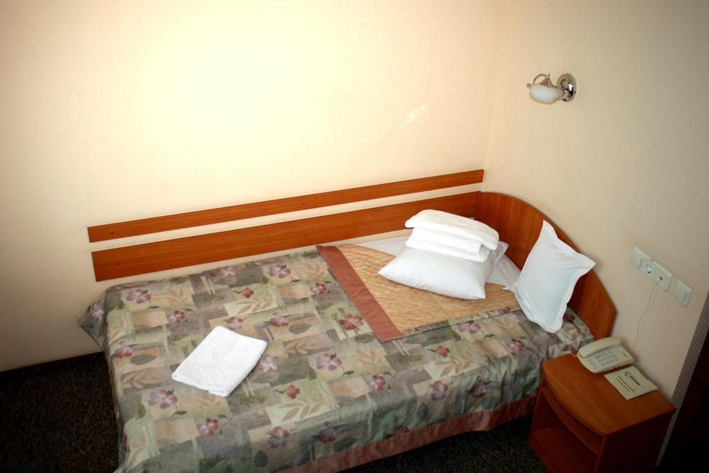 Druzhba Service Hotel 키예프 객실 사진