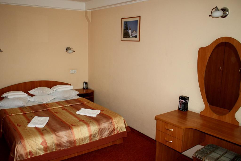 Druzhba Service Hotel 키예프 객실 사진