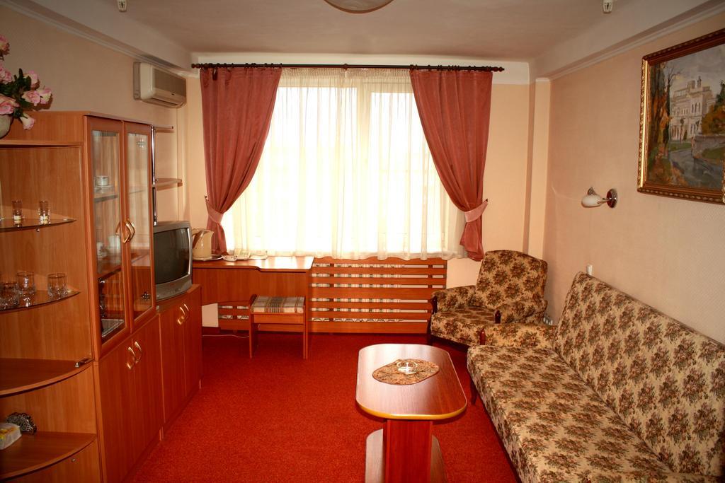 Druzhba Service Hotel 키예프 객실 사진