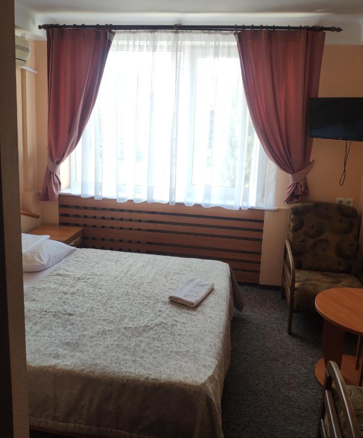 Druzhba Service Hotel 키예프 외부 사진